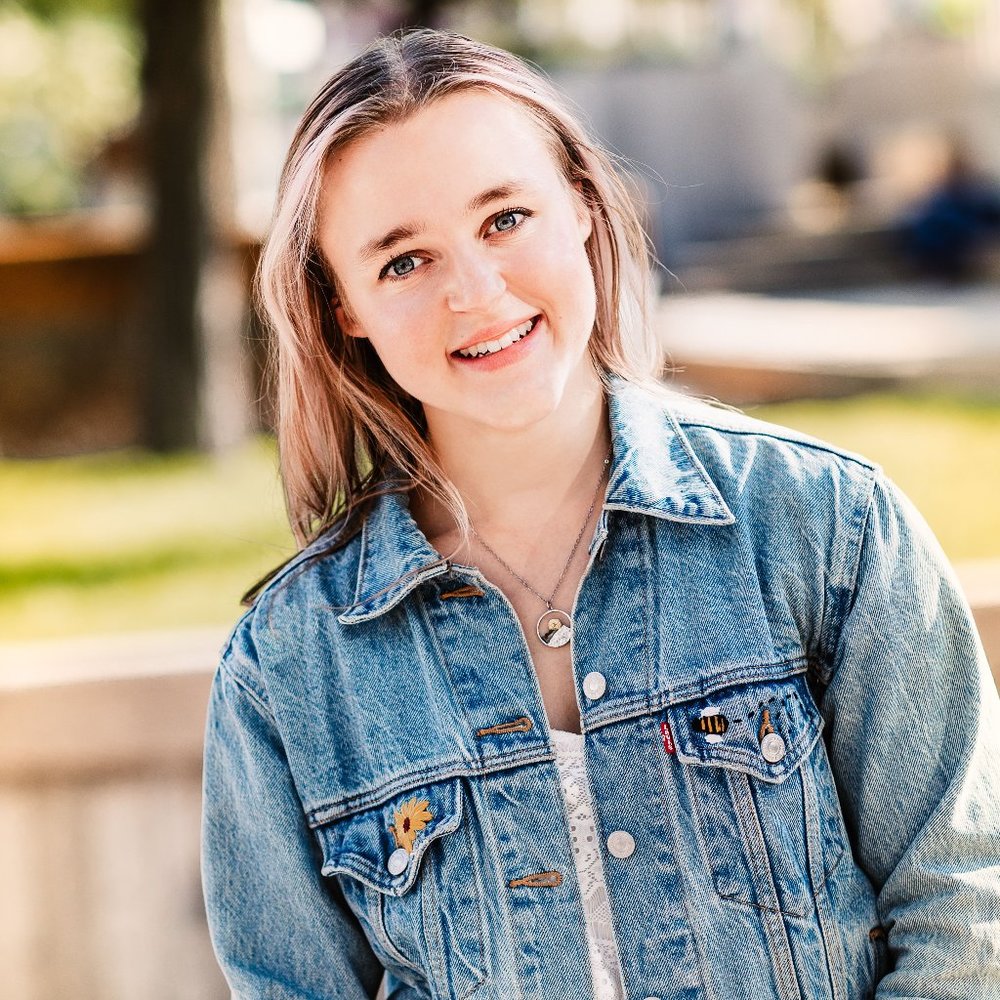 Meet your Posher, Floria